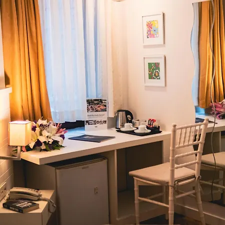 Tiara Buyukada Adalar