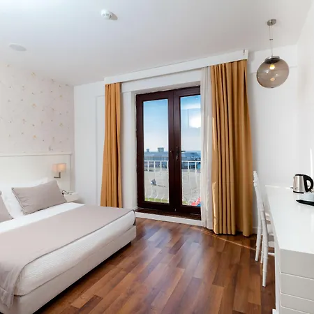 Tiara Buyukada Hotel 3*