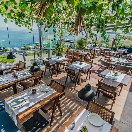 Hotel Tiara Buyukada 3*