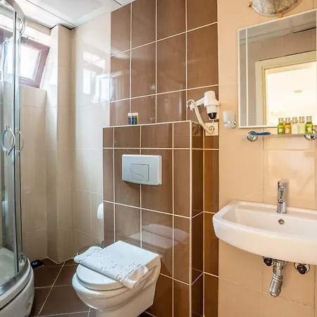 Tiara Buyukada Hotel Adalar