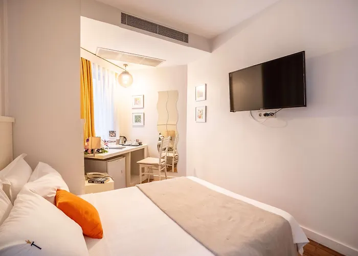 Tiara Buyukada Szálloda 3*